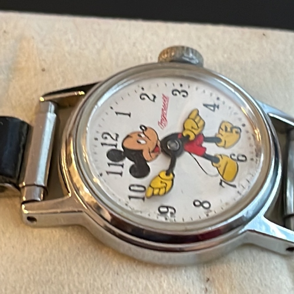 Disney 🔥🔥🔥 - Rare Vintage Ingersoll Mickey Mouse watch. Pre 1960.  🔥🔥🔥 - Picture 3 of 7